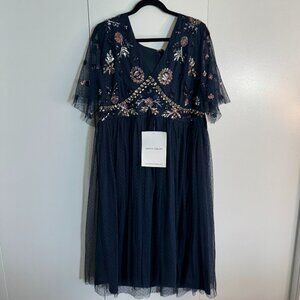 Maya Plus size Embellished Midi Dress with Tulle Skirt -Navy